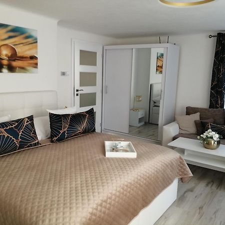 Apartman Deluxe Cheb Exteriör bild