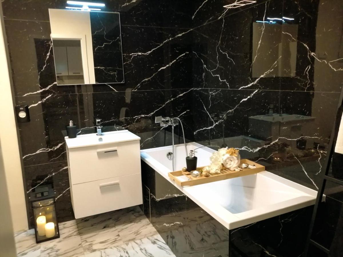 Apartman Deluxe Cheb Exteriör bild