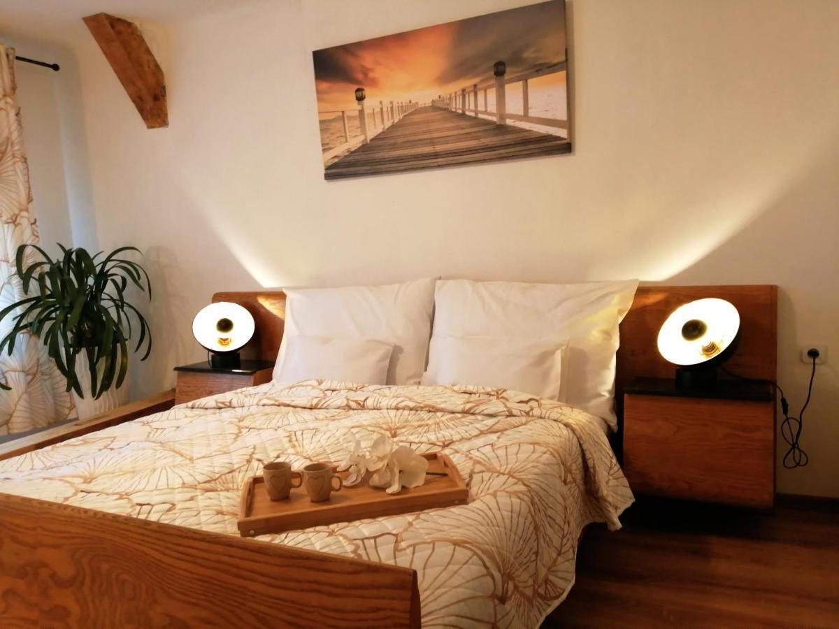 Apartman Deluxe Cheb Exteriör bild