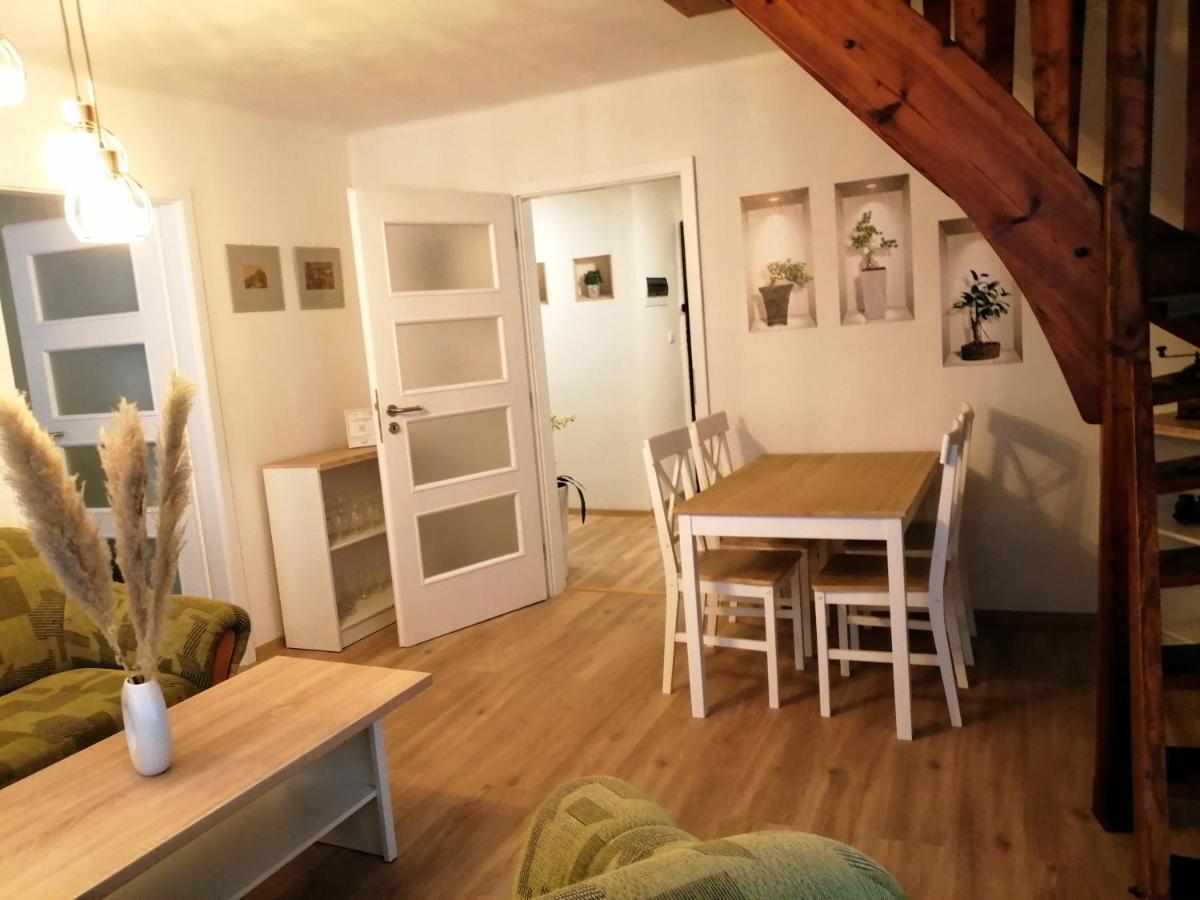 Apartman Deluxe Cheb Exteriör bild