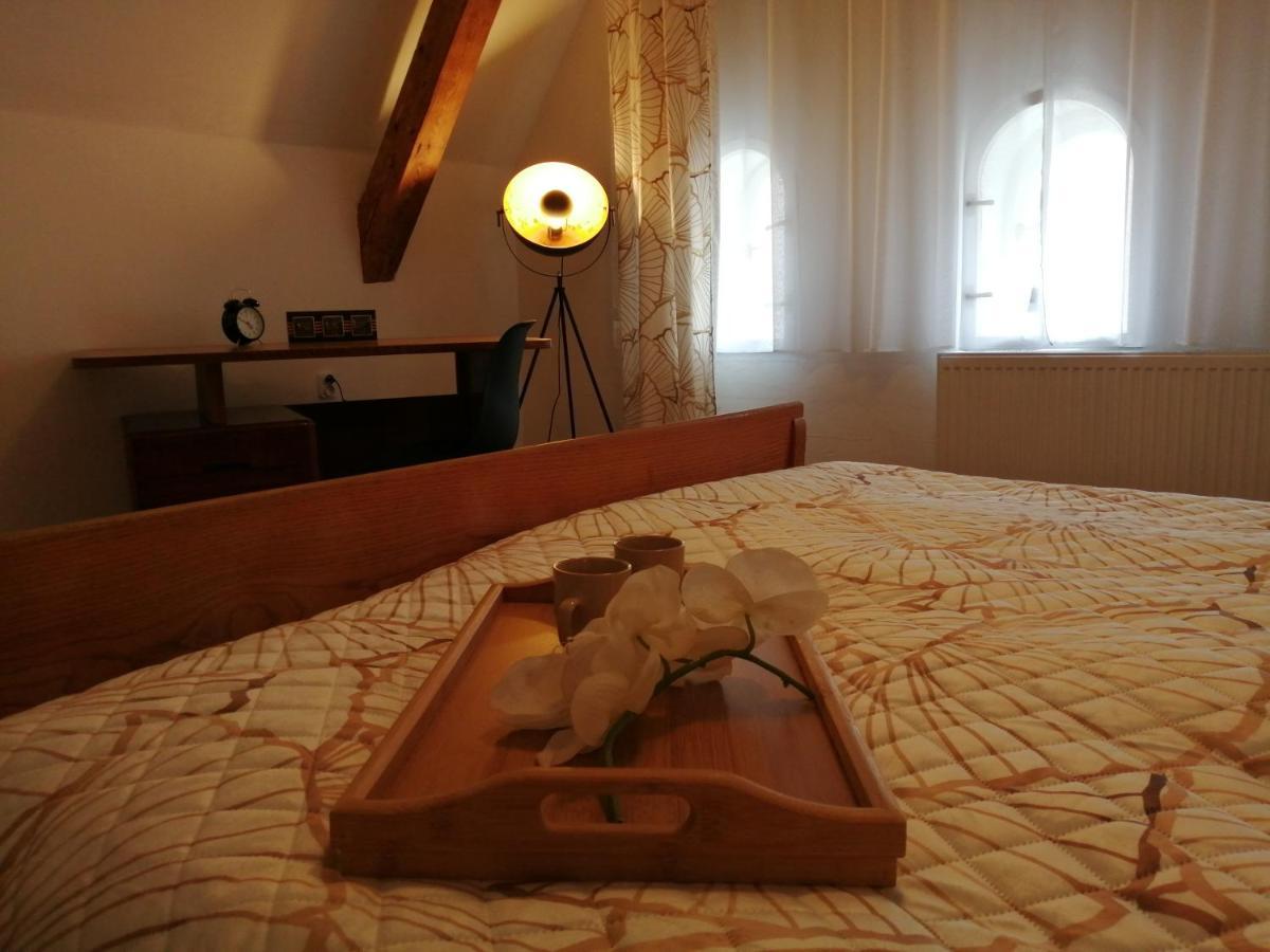 Apartman Deluxe Cheb Exteriör bild